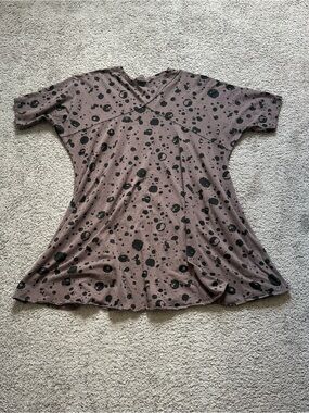 MxM Matthildur Women’s V-Neck Short Sleeve dress Gray/Black Splatter S/M